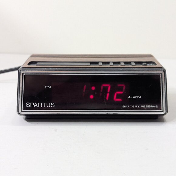 Vintage Spartus Alarm Clock Wired or Battery READ - AS IS - Picture 4 of 11